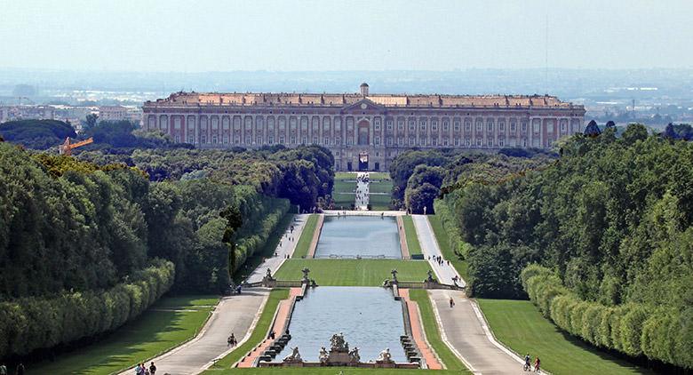 Exterior del Palacio Real de Caserta