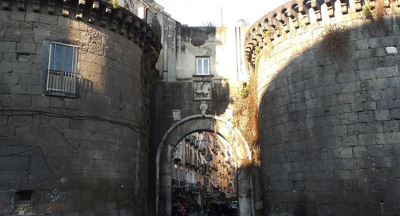 Porta Nolana in Naples