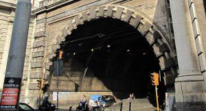 Riaperta al traffico la Galleria Vittoria a Napoli il 20 ottobre 2015