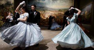 Bourbon Grand Ball im Königspalast von Caserta mit Tänzen, Choreografie und zeitgenössischer Musik