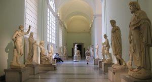 Kostenlose Archäologietreffen im Nationalmuseum von Neapel mit Workshops und Performances