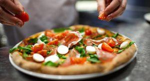 Первая суеверная пицца Джино Сорбильо открывается в Неаполе