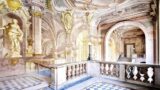 Освещаем памятники внутри и снаружи: исторические места Неаполя озаряются искусством