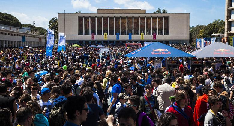 ナポリのComicon 2016でチケットの日付とニュース