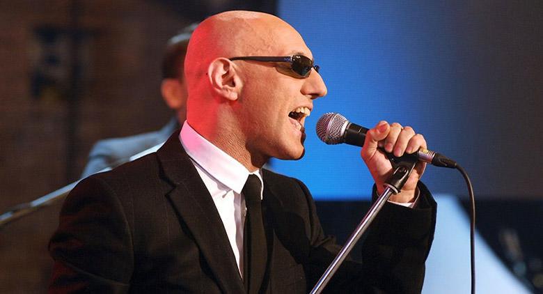 Giuliano Palma in concert at the Posillipo Theater in Naples