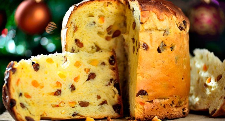 King Panettone at the Grand Hotel Parker's in Naples