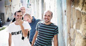 Concerto gratuito dei Foja a Napoli con tanti ospiti ed esibizioni di danza aerea [Rimandato]