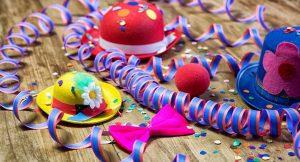 Karneval 2016 in Montesanto: im Zentrum von Neapel Labore und eine bunte Parade