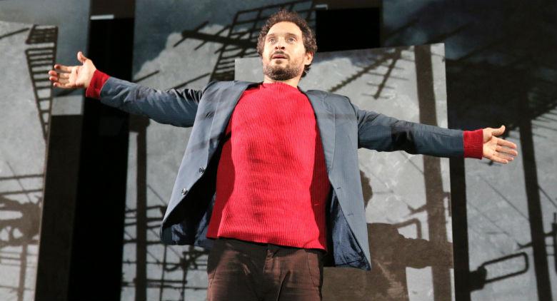 Claudio Santamaria im Bellini Theater von Neapel in Gospodin