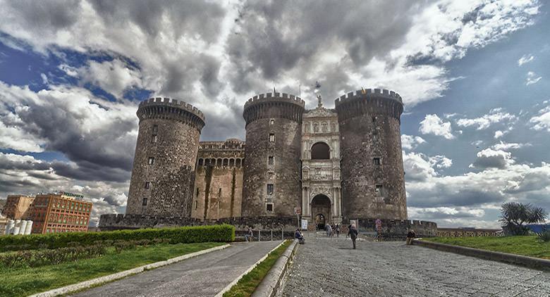 MAST Maschio Angioino Smart Tour in Neapel