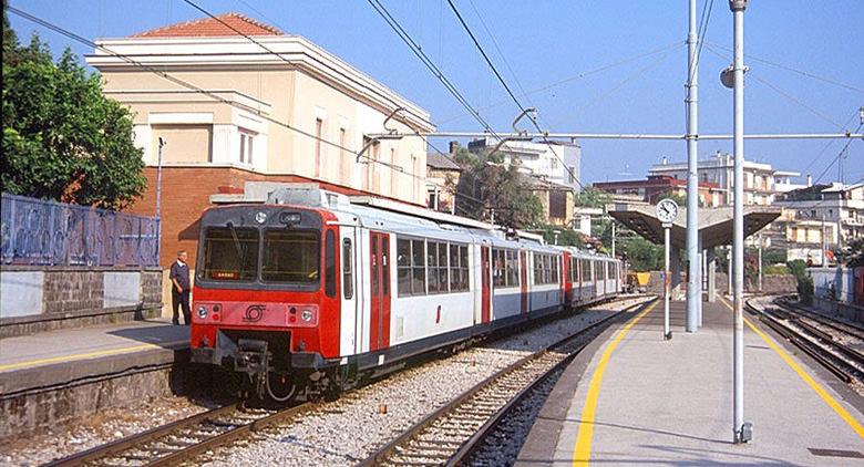 Circumvesuviana, Cumana y Circumflegrea atacan 3 March 2016