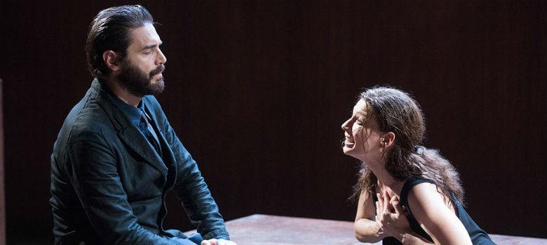 Medea de Gabriele Lavia en el Teatro Mercadante de Nápoles