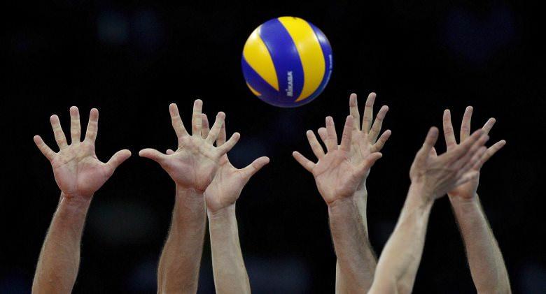 Voleibol em segurança em Nápoles