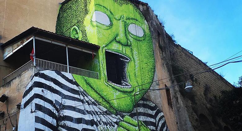 Murales a Napoli dello street artist BLU