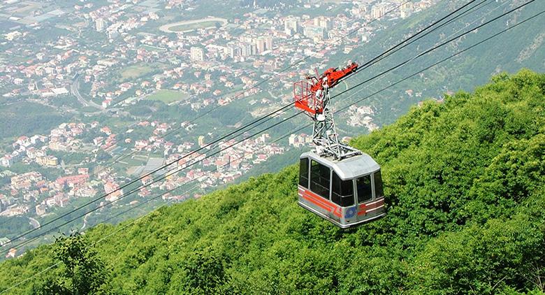 The Faito cableway reopens