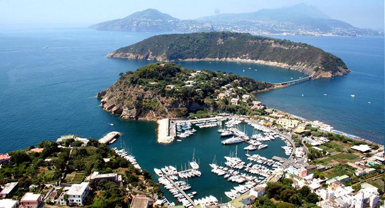 Apre isolotto di Vivara a Procida