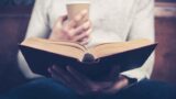 World Book Day in Naples with BeeBook: exchange of books with a coffee