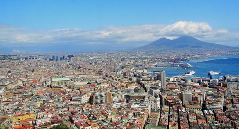 Agora for the city in Naples