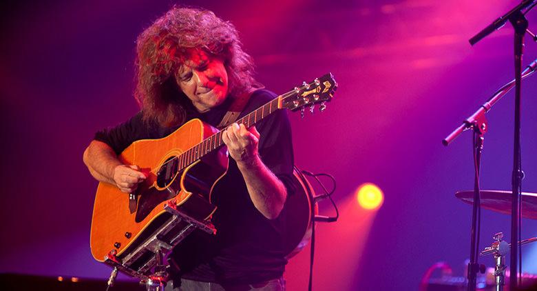 Pat Metheny at the Flegrea Arena in Naples