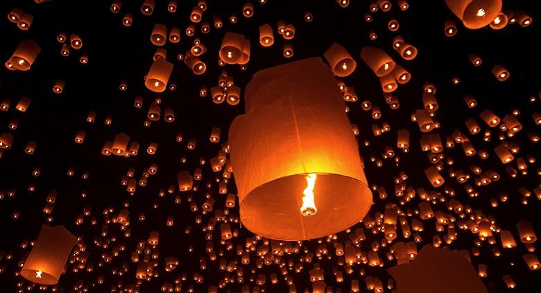 The Ceremony of the flying lanterns at the Mostra d'Oltremare