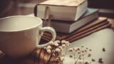 Circolo Book&Tè a Napoli: incontri con gli scrittori, giochi letterari e premi