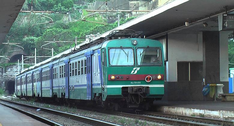 A linha 2 do metrô de Nápoles fechou em 10 e 11 de setembro de 2016