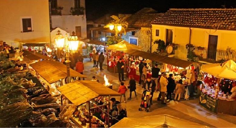 Weihnachten im Borgo in Santa Maria del Rifugio in Cava De 'Tirreni