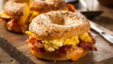 Bagel al Vomero: inaugurazione di un nuovo locale con bagel e champagne gratis
