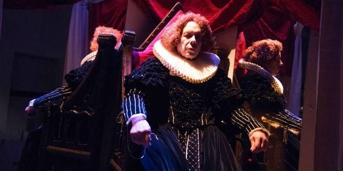 Rezension der Show Shakespeare verliebt (mit Marlowe) im Piccolo Bellini in Neapel