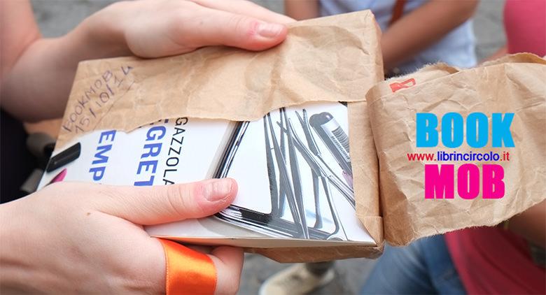 BookMob a Piazza Dante a Napoli