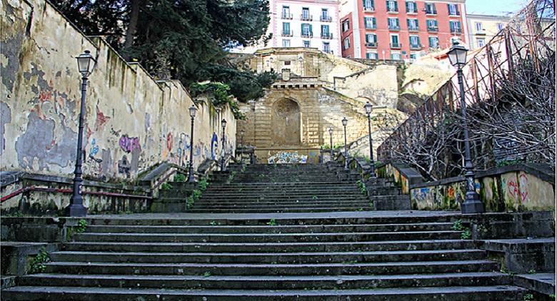 Bajas de las escaleras 2016