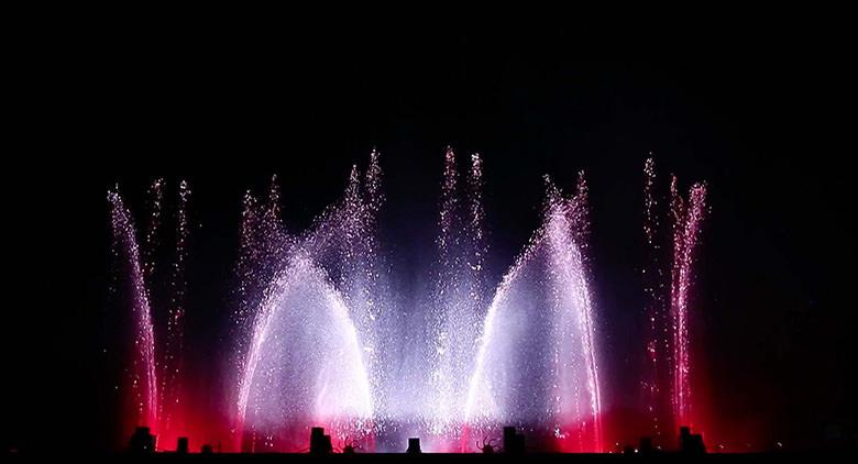 Dancing fountains in Naples