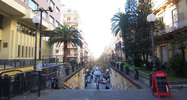 Cierre temporal de las escaleras mecánicas en el Vomero