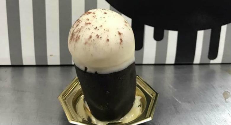Poppella crea il proiettile babà, un dolce in risposta alle violente intimidazioni