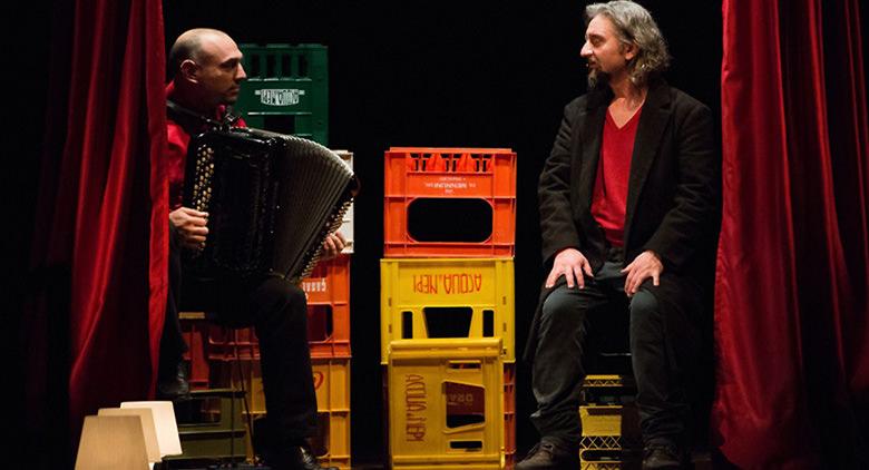 Laika, um show de Ascanio Celestini no Teatro Nuovo em Nápoles