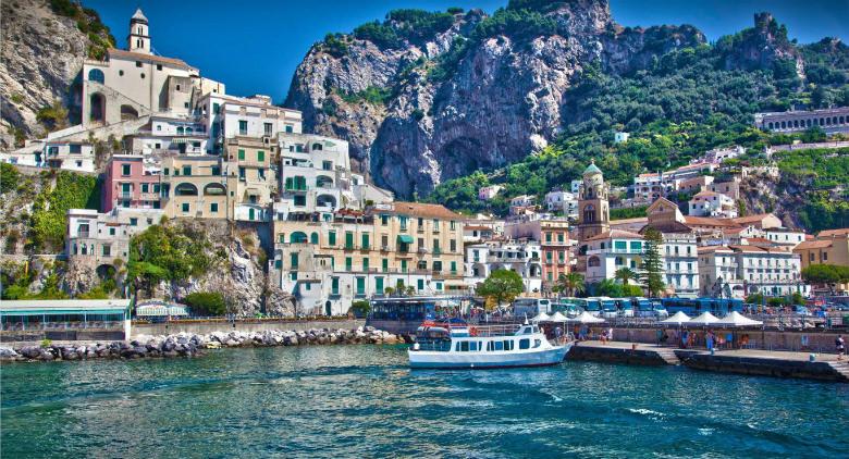 Retour par mer entre Capri et la côte amalfitaine avec étapes intermédiaires