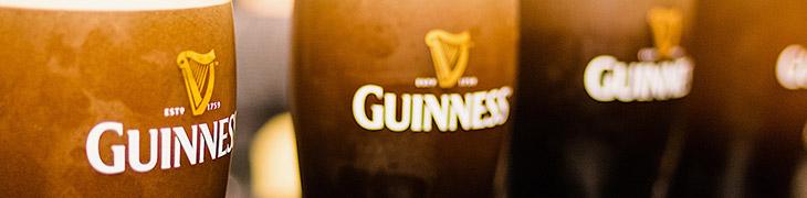 Canecas Guinness para San Patrizio 2017 em Nápoles