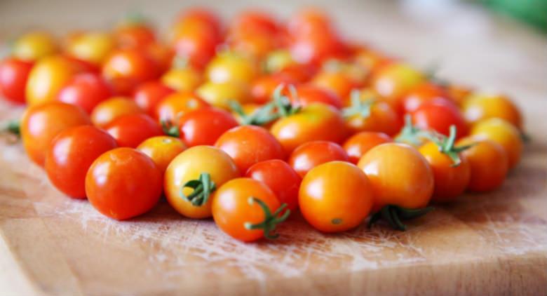 2017 Festival des tomates à Vomero avec des excellences de cloches traditionnelles