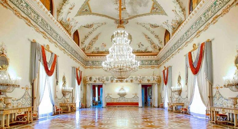 Abertura extraordinária do Museu Capodimonte em Nápoles para 1 de maio de 2017