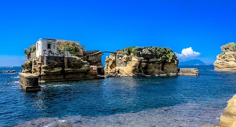 Prima Turismo en Chiaia y Posillipo con visitas y snorkeling