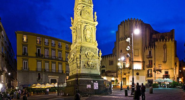 Dinners for the homeless and immigrants in Naples