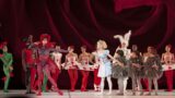 Alice in Wonderland al Teatro San Carlo di Napoli con flash mob