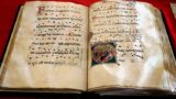 Les trésors de papier à San Domenico Maggiore à Naples avec des documents rares des frères dominicains