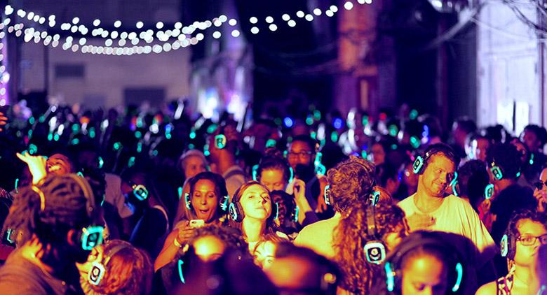 Silent Disco in Neapel in den Nilnächten