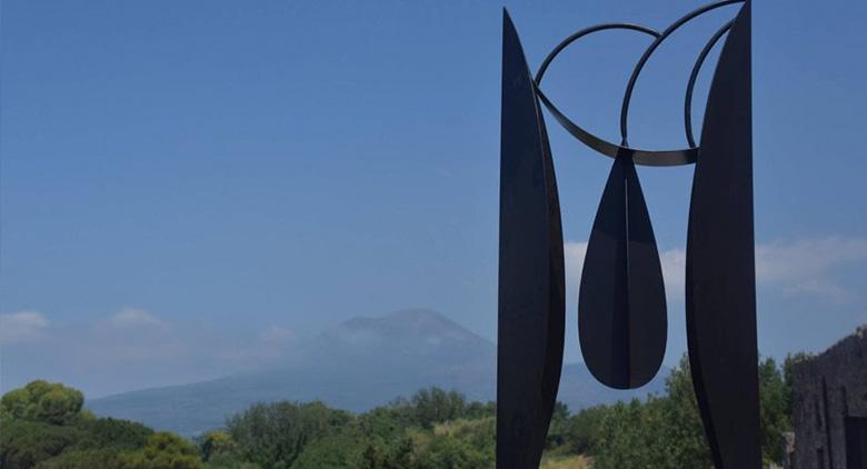 Contemporary art sculpture in the Pompeii excavations