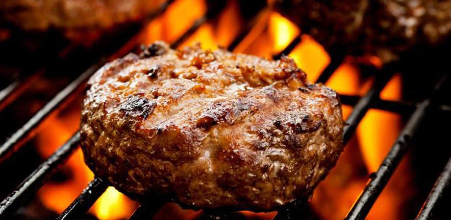 Эджидио большая мясная лавка Гамбургер великого мясника Эгидио в Неаполе