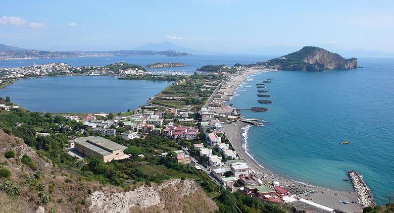 La navette entre Naples et Misène pour l'été 2017