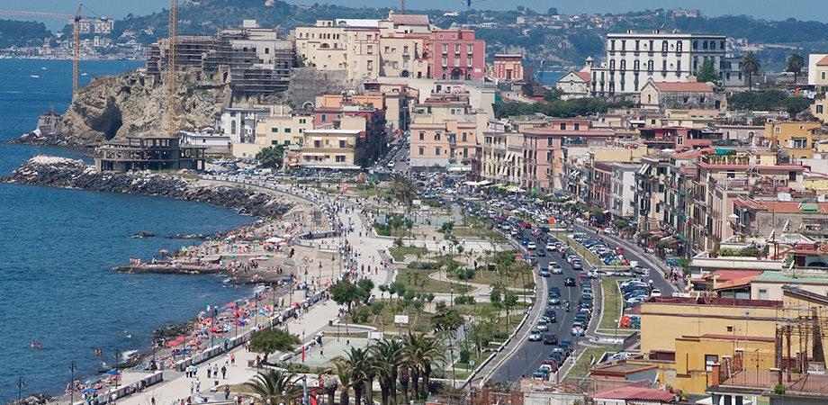 Lungomare di Pozzuoli Lungomare di Pozzuoli