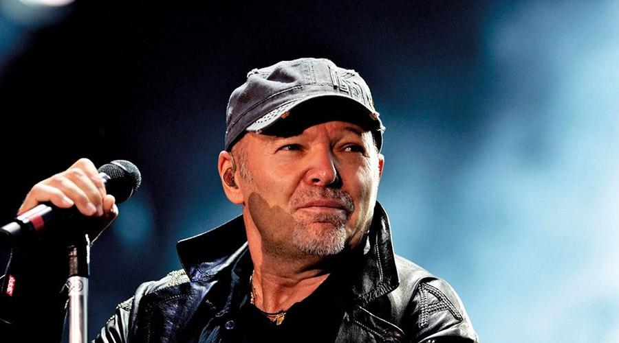 Vasco Rossi, Modena Park concert live at the UCI Cinemas in Casoria and Marcianise