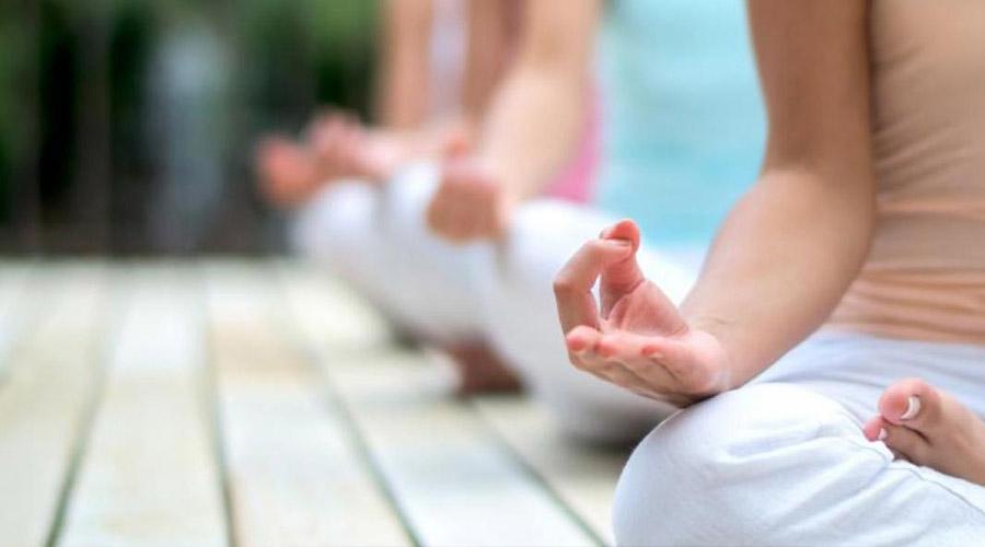 Yoga en el mar